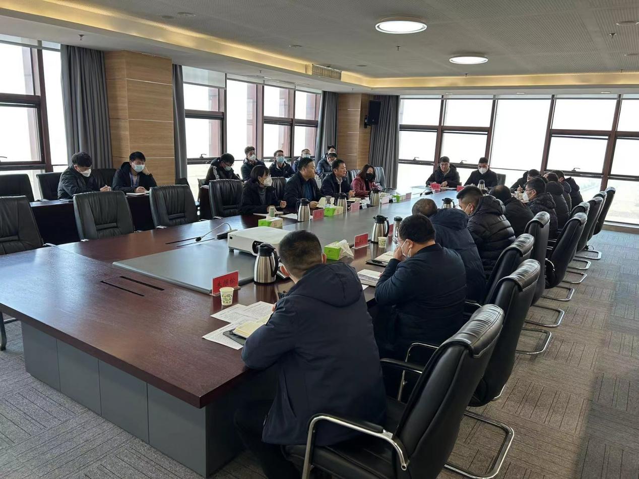 集團召開農民工工資支付情況專題匯報會.jpg