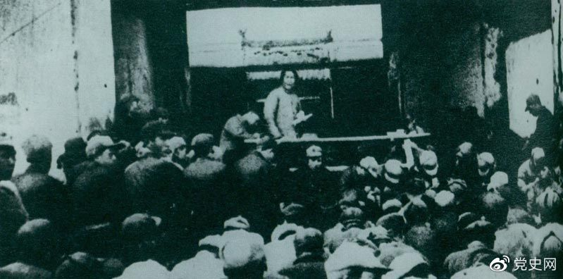 1935年12月27日，毛澤東在陜北瓦窯堡黨的活動分子會議上作《論反對日本帝國主義的策略》報告。